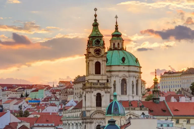 Biserica Sfantul Nicolae din Malá Strana